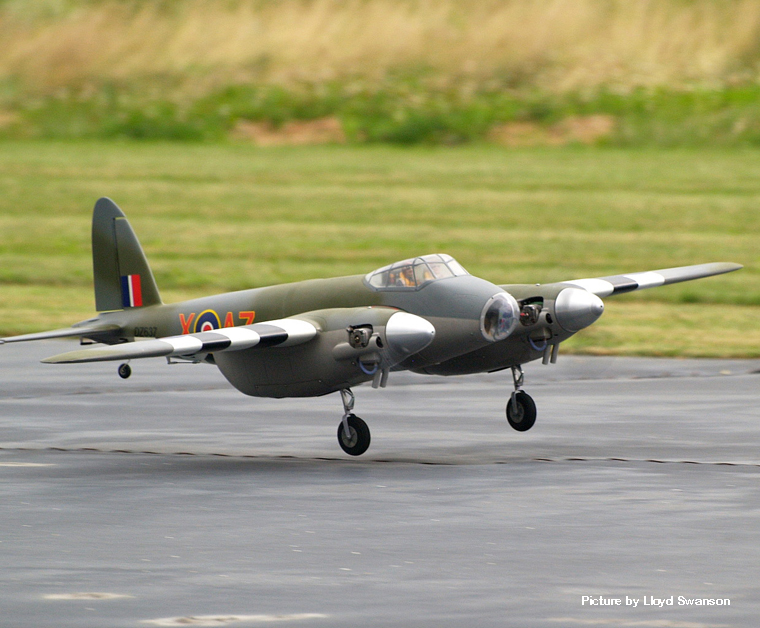 SH Warbird 2008 LHS 007