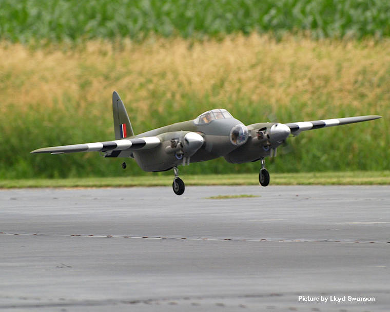 SH Warbird 2008 LHS 010