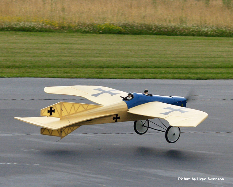 SH Warbird 2008 LHS 022