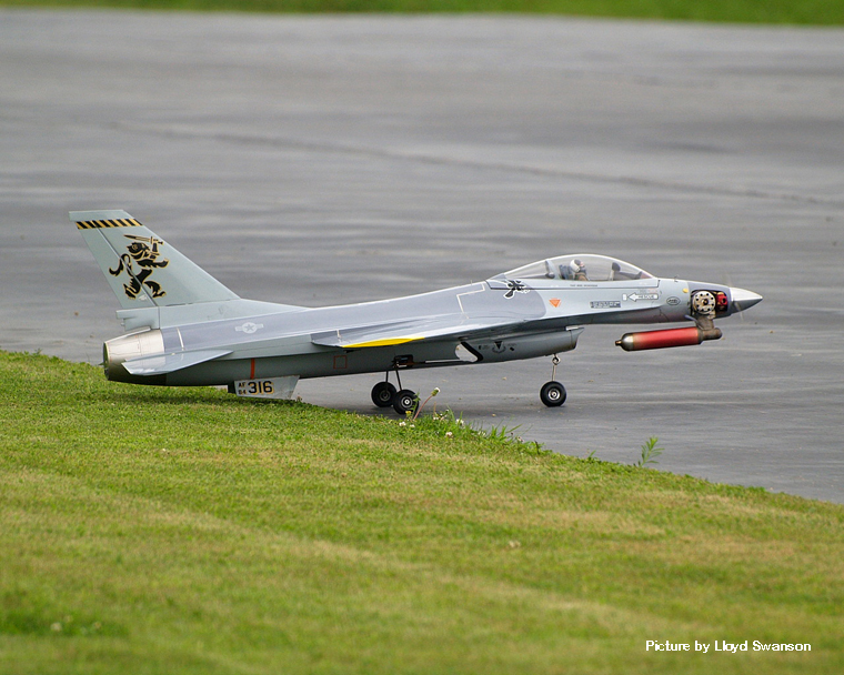 SH Warbird 2008 LHS 027