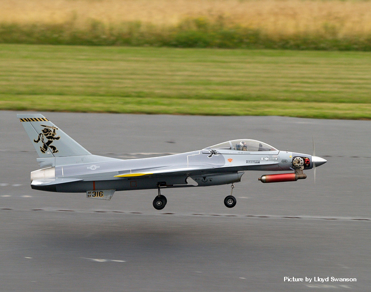 SH Warbird 2008 LHS 028